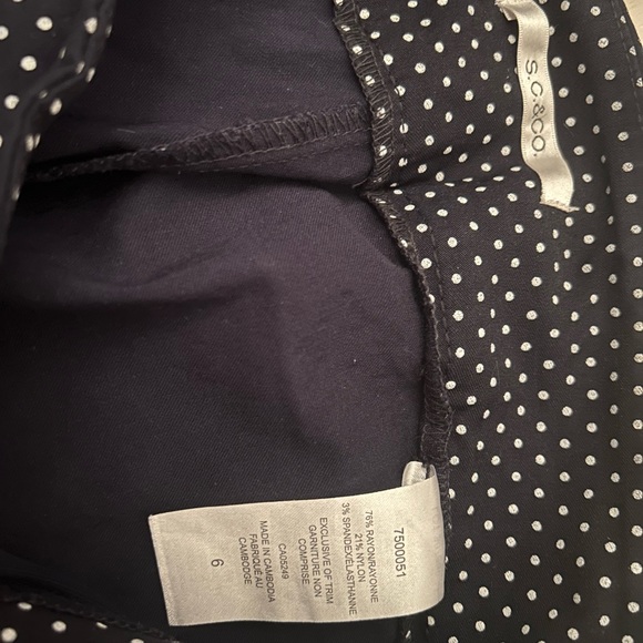 Black polka dot capris - Picture 4 of 4